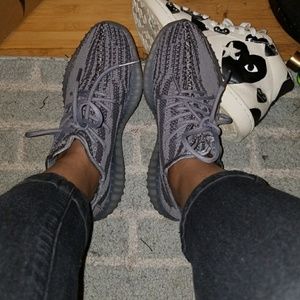 Yeezy Boost v2
